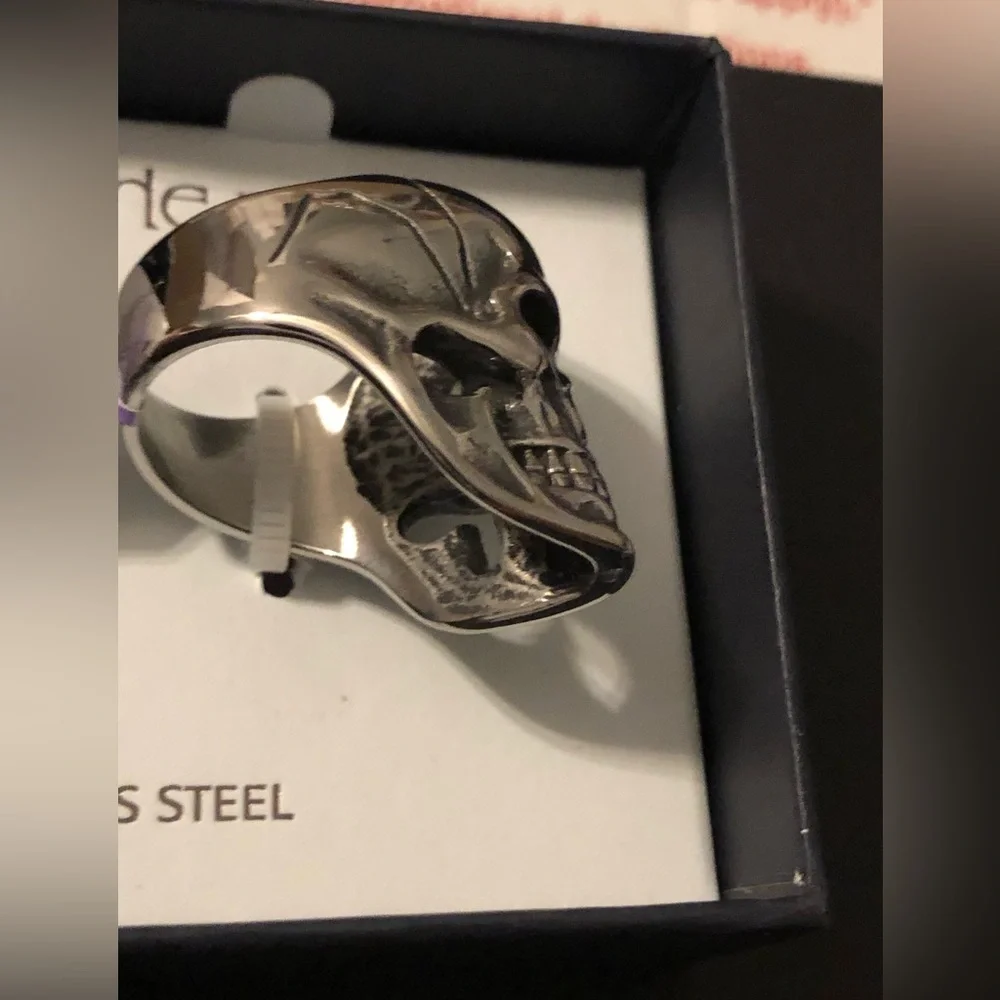 Silver plated skull skeleton men’s ring‎ size 11 new